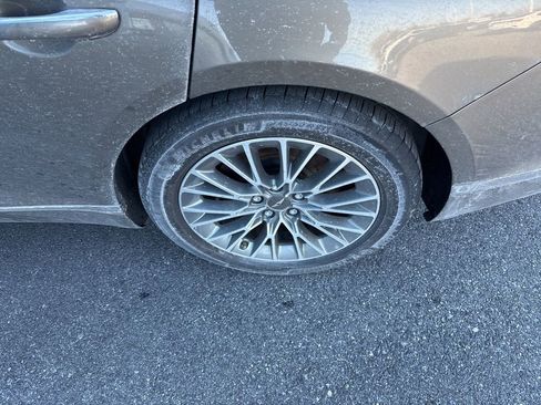 Used 2023 Genesis G80 2.5T image 11