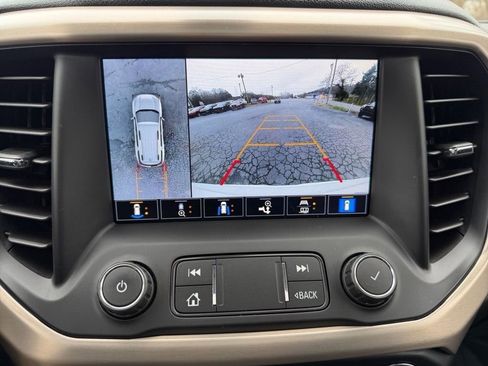 Used 2021 GMC Acadia Denali w/ Denali Ultimate Package image 19