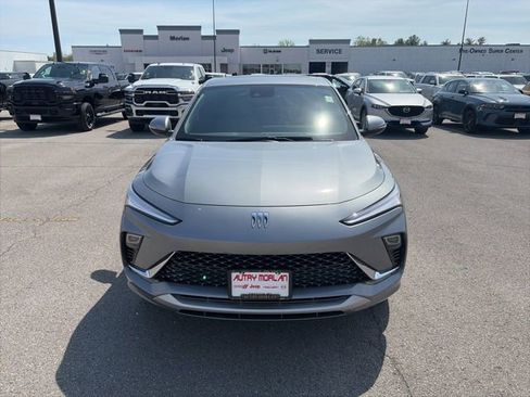 Used 2025 Buick Envista Avenir image 9