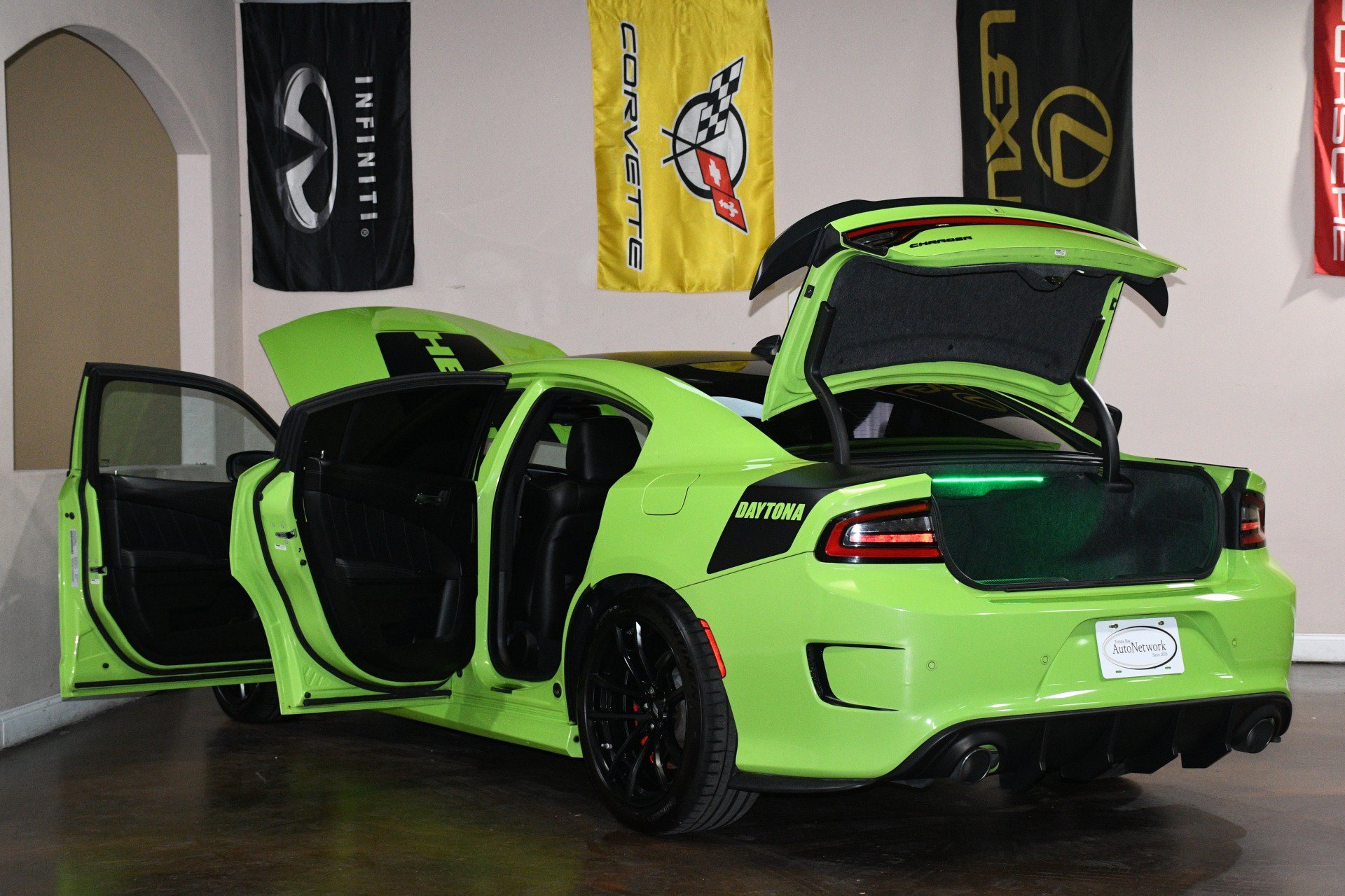 Used 2023 Dodge Charger Scat Pack w/ Daytona Edition Group RWD image 92