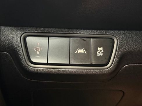 Used 2020 Kia Forte LXS FWD image 14