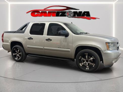 Used 2007 Chevrolet Avalanche LS image 11