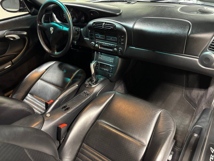 Used 2001 Porsche 911 Carrera 4 AWD/4WD image 14