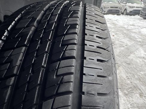 Used 2002 Chevrolet Avalanche 4x4 w/ North Face Edition image 3