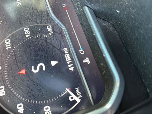 Used 2024 GMC Sierra 2500 Denali w/ Technology Package image 1