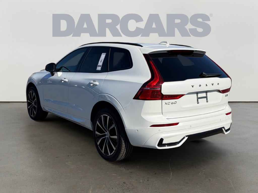Certified 2024 Volvo XC60 B5 Plus w/ Climate Package AWD/4WD image 5