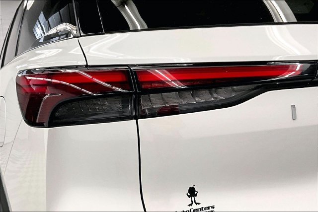 Used 2024 INFINITI QX60 Sensory AWD/4WD image 36