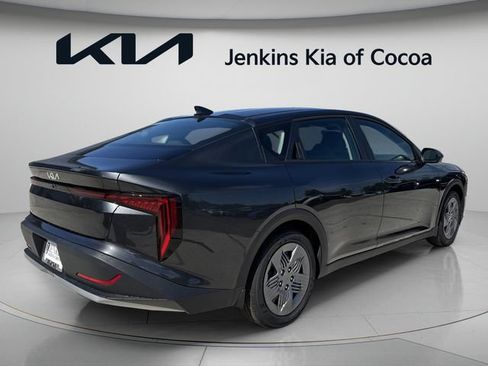 New 2026 Kia K4 FWD image 5