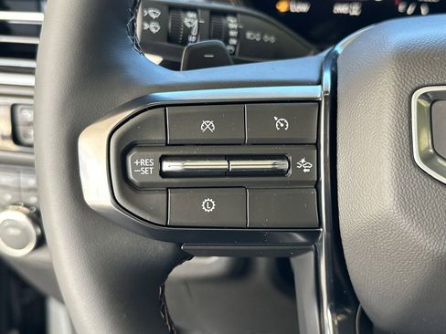 New 2026 GMC Yukon XL AT4 image 22