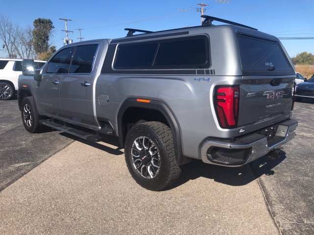 Used 2026 GMC Sierra 2500 SLT w/ SLT Premium Package AWD/4WD image 5