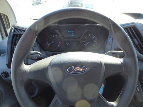 Used 2017 Chevrolet Express 2500 LT w/ LT Preferred Equipment Group image 10