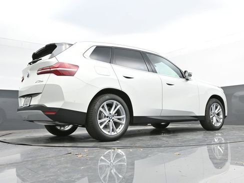 Used 2025 BMW X3 xDrive30i w/ Convenience Package image 45