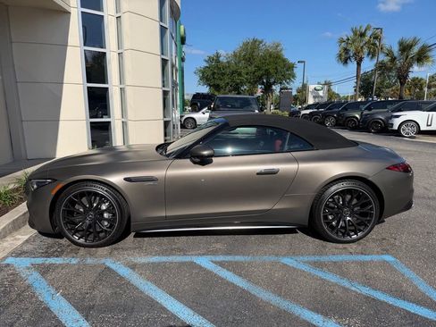Certified 2024 Mercedes-Benz SL 43 AMG image 2