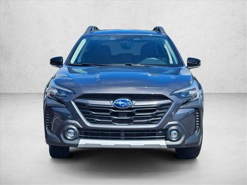 Used 2023 Subaru Outback Limited AWD/4WD image 2