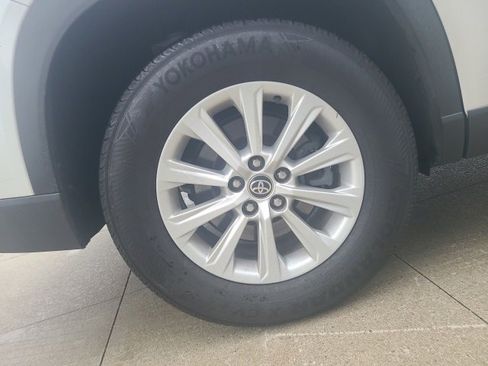 Used 2024 Toyota Grand Highlander XLE image 10