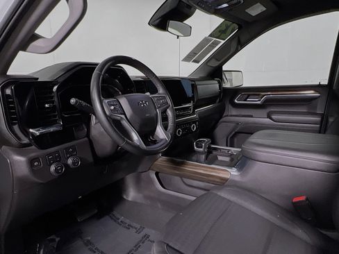 Used 2023 Chevrolet Silverado 1500 LT Trail Boss w/ Protection Package image 30