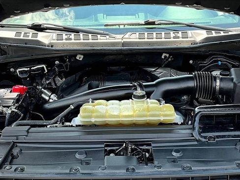 Used 2019 Ford F150 XLT w/ Equipment Group 302A Luxury AWD/4WD image 35