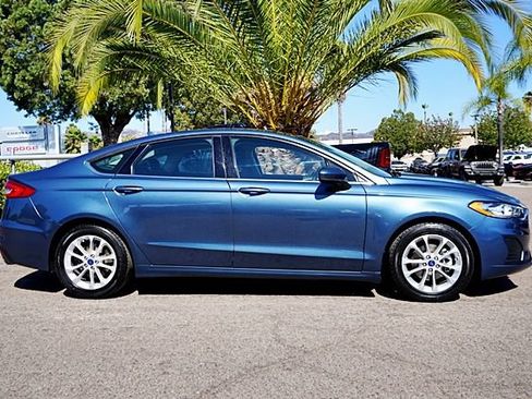 Used 2019 Ford Fusion SE FWD image 7