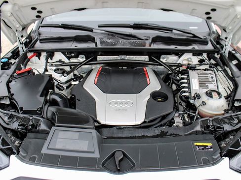 Used 2021 Audi SQ5 Premium Plus w/ Premium Plus Package image 12