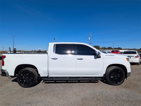 Used 2022 Chevrolet Silverado 1500 LTZ w/ LTZ Convenience Package II image 2