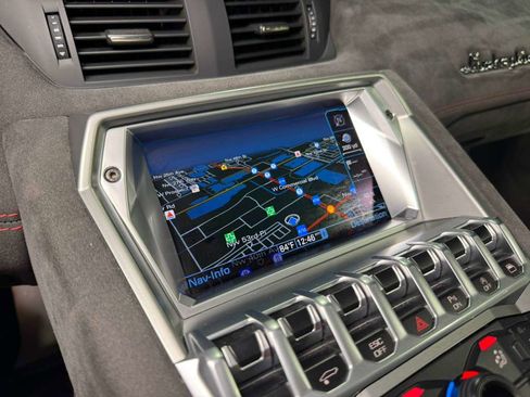 Used 2016 Lamborghini Aventador LP 700-4 image 34