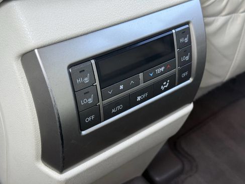 Used 2019 Lexus GX 460 Premium w/ Premium Package image 38