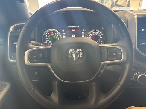 Used 2023 RAM 1500 Big Horn image 32