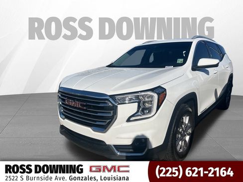 Used 2024 GMC Terrain SLT image 1