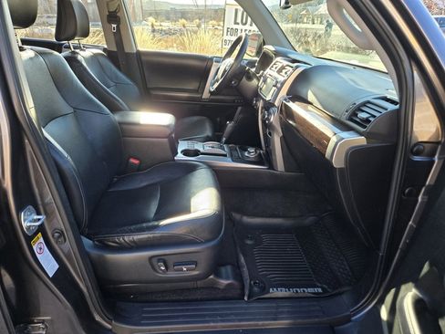 Used 2018 Toyota 4Runner Limited image 15