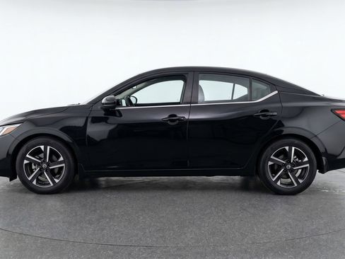Used 2025 Nissan Sentra SV FWD image 5