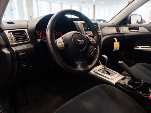 Used 2010 Subaru Impreza 2.5i Premium image 18