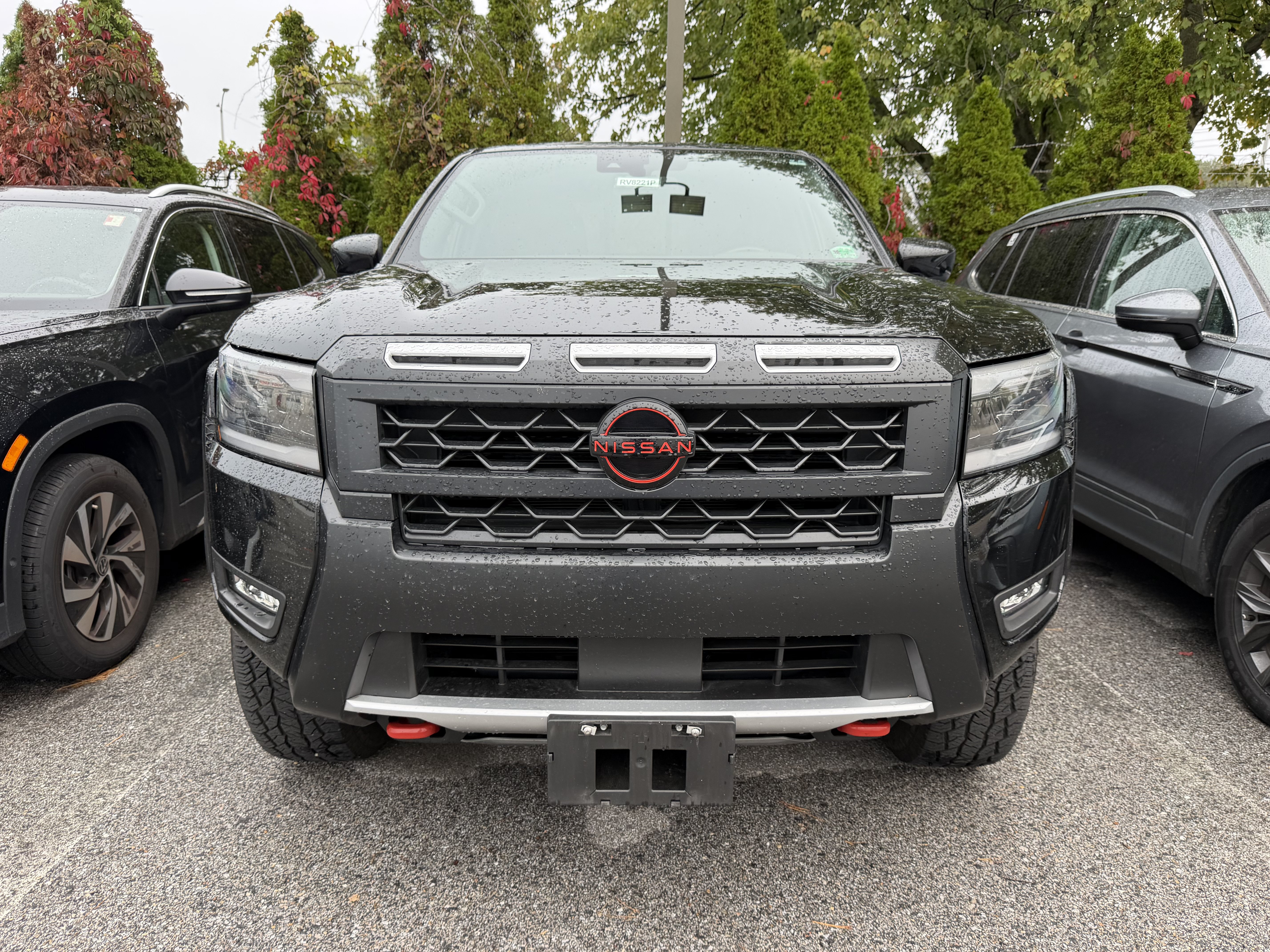 Used 2026 Nissan Frontier PRO-4X AWD/4WD image 3
