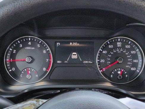 Used 2024 Kia Forte LXS FWD image 23