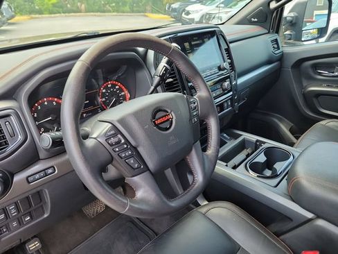 Certified 2021 Nissan Titan PRO-4X w/ Pro-4x Convenience Package AWD/4WD image 19