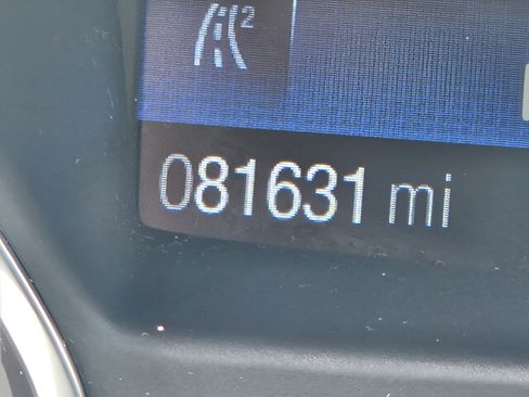 Used 2019 Ford Escape Titanium FWD image 21