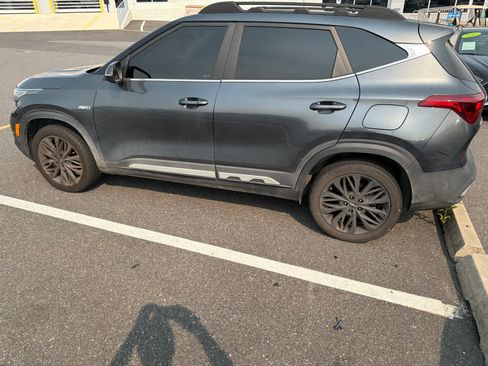 Used 2022 Kia Seltos Nightfall Edition AWD/4WD image 5