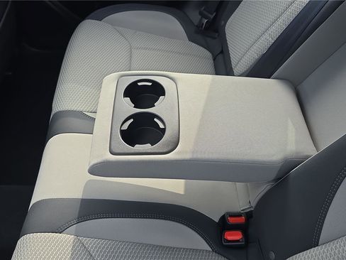 Used 2023 Subaru Forester Premium image 16