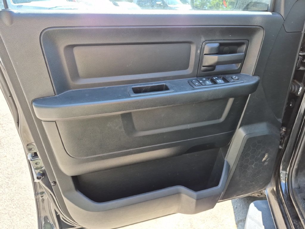 Used 2018 RAM 1500 Express w/ Wheel & Sound Group AWD/4WD image 11