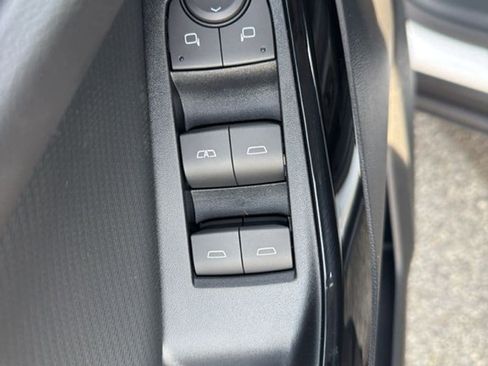 New 2026 Chevrolet Equinox LT w/ Convenience Package II image 7