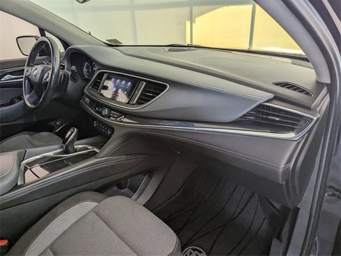 Used 2020 Buick Enclave Preferred image 19