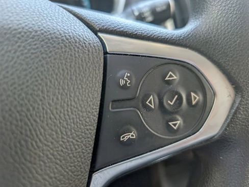 Used 2020 Chevrolet Traverse LS FWD image 21
