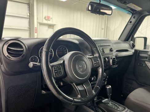 Used 2016 Jeep Wrangler Sport w/ Quick Order Package 24S AWD/4WD image 10