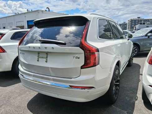New 2026 Volvo XC90 T8 Plus w/ Protection Package Premier AWD/4WD image 6