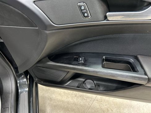 Used 2014 Ford Fusion SE image 33