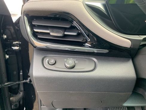 New 2026 Buick Envista Preferred FWD image 19
