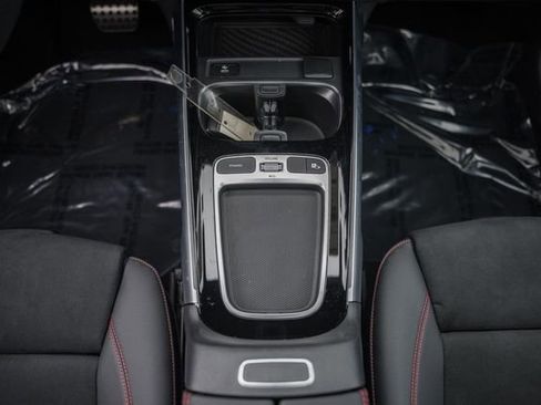 New 2026 Mercedes-Benz GLB 250 4MATIC image 28