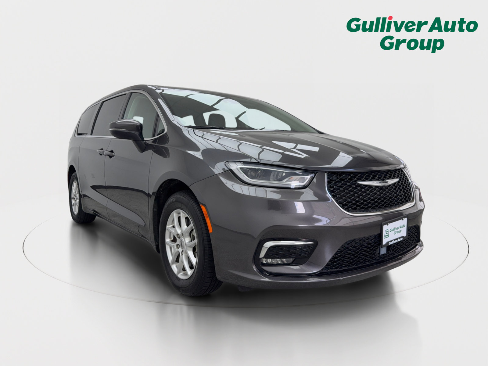 Used 2023 Chrysler Pacifica Touring-L FWD image 13