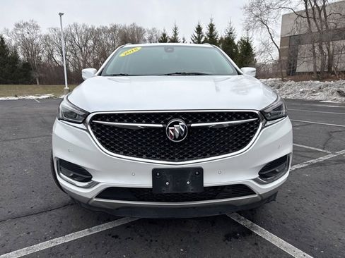Used 2018 Buick Enclave Avenir image 2