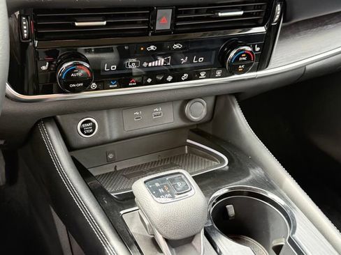 Used 2023 Nissan Rogue Platinum w/ Platinum Premium Package AWD/4WD image 20