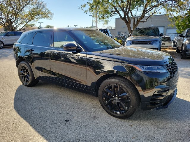 Used 2024 Land Rover Range Rover Velar Dynamic SE AWD/4WD image 2